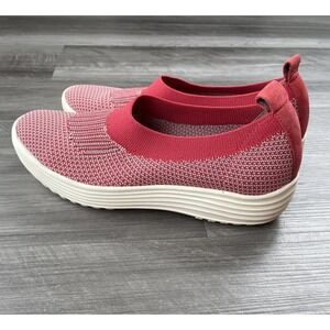 Bionca Red Knit Slip-On Walking Shoes Size 8.5 Comfort